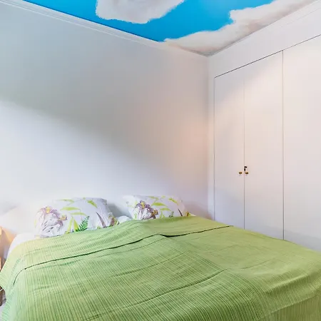 Apartment Ferienwohnung Fuer 4 Personen Ca 90 Qm In Canico, Madeira Ostkueste Von Madeira